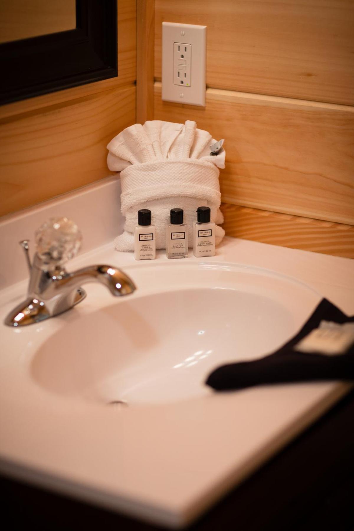 Bear Clubhouse Hot Tub, 1Mile From The Parkway, 900 In Free Tickets! Βίλα Pigeon Forge Εξωτερικό φωτογραφία