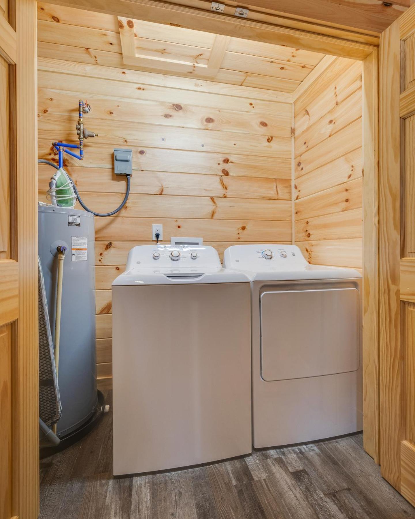 Bear Clubhouse Hot Tub, 1Mile From The Parkway, 900 In Free Tickets! Βίλα Pigeon Forge Εξωτερικό φωτογραφία